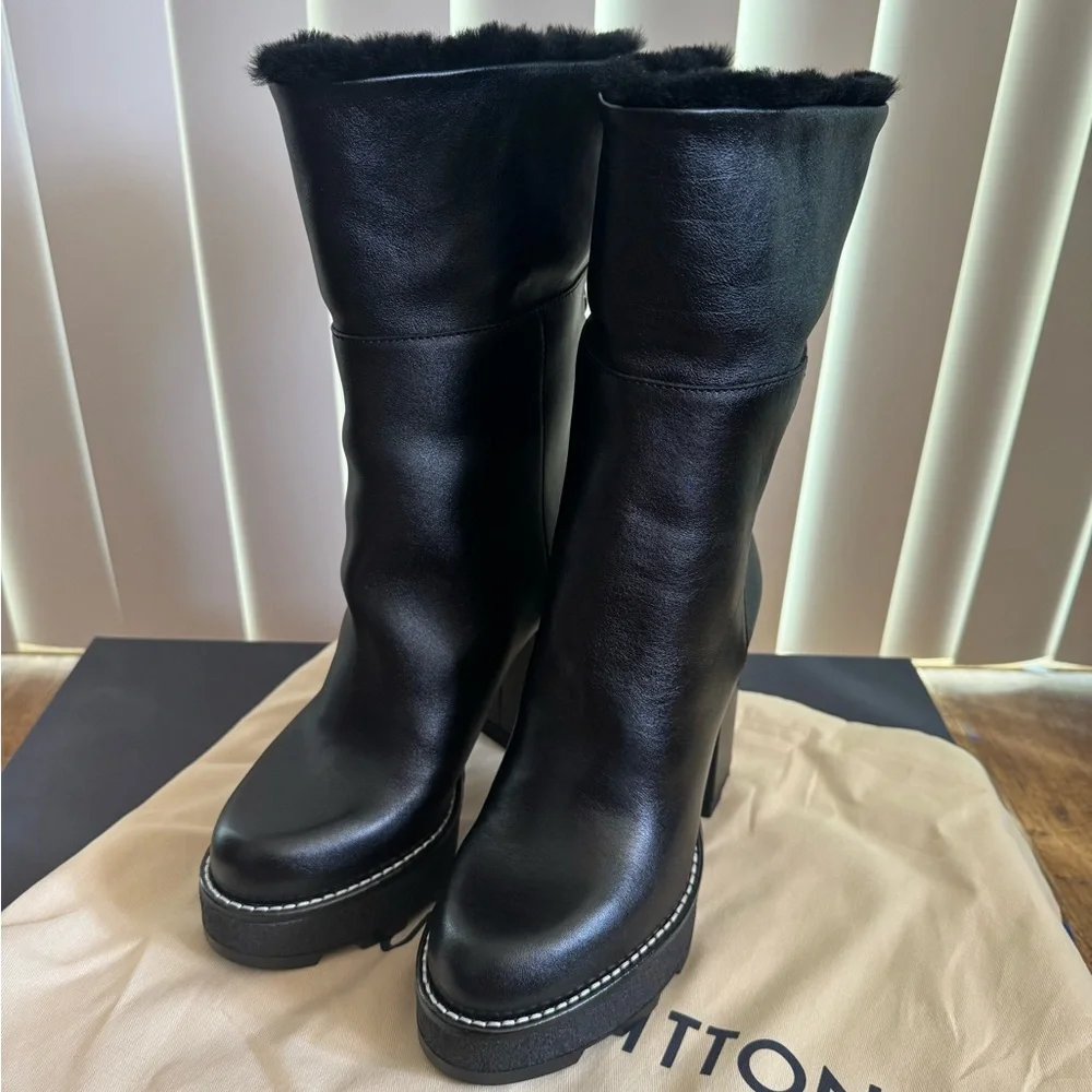 ✨HP✨Louis Vuitton Beaubourg Black Ankle Boot Size 7 Brand New - Picture 5 of 8